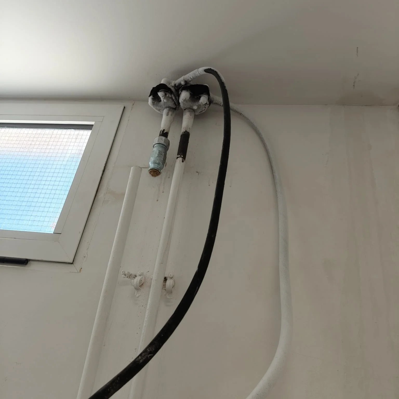 Tuberías congeladas para reparación